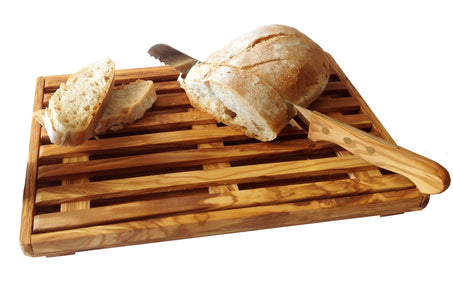Arte in olivo cutting board for bread