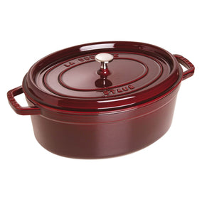 Staub valurautapata, soikea 6,7 l, granaatinpunainen