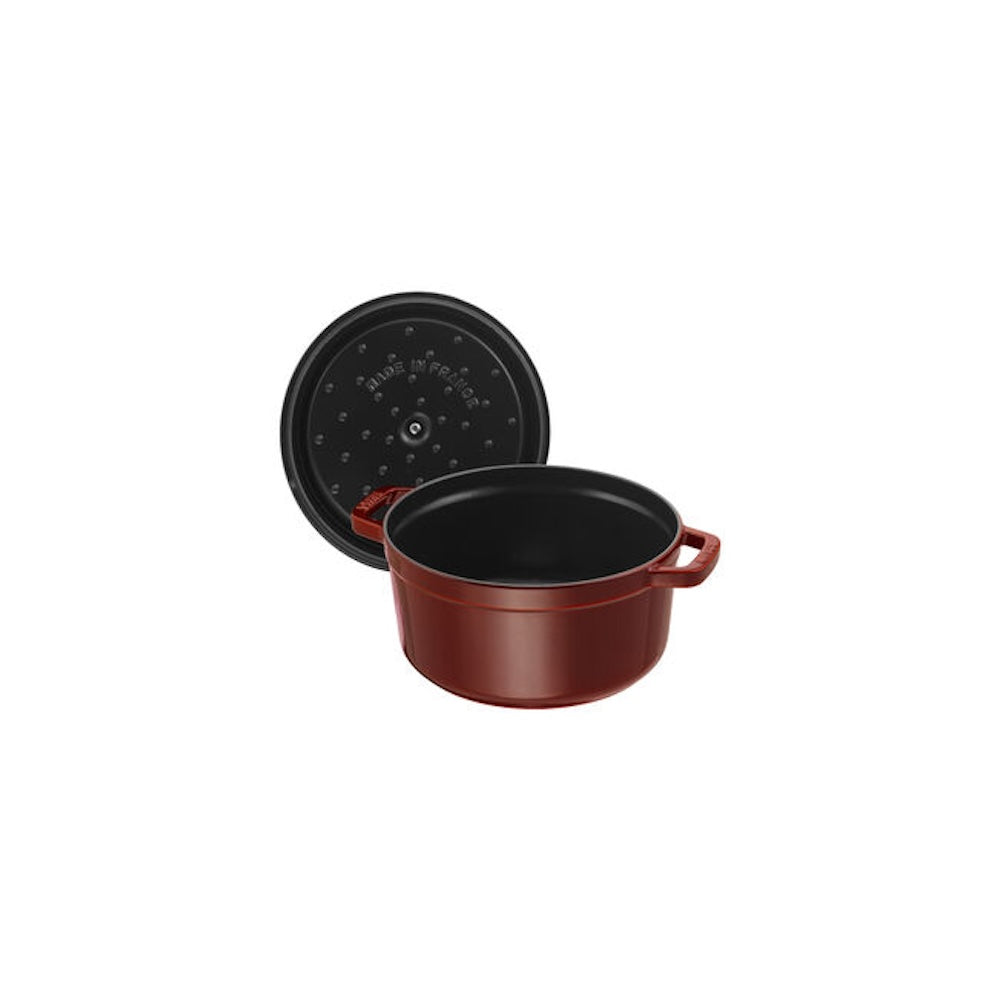 Staub valurautapata, pyöreä 22 cm, 2,6 l, granaatinpunainen