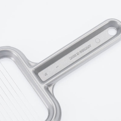 Westmark mozzarella slicer