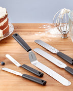 Triangle flexible pastry spatula