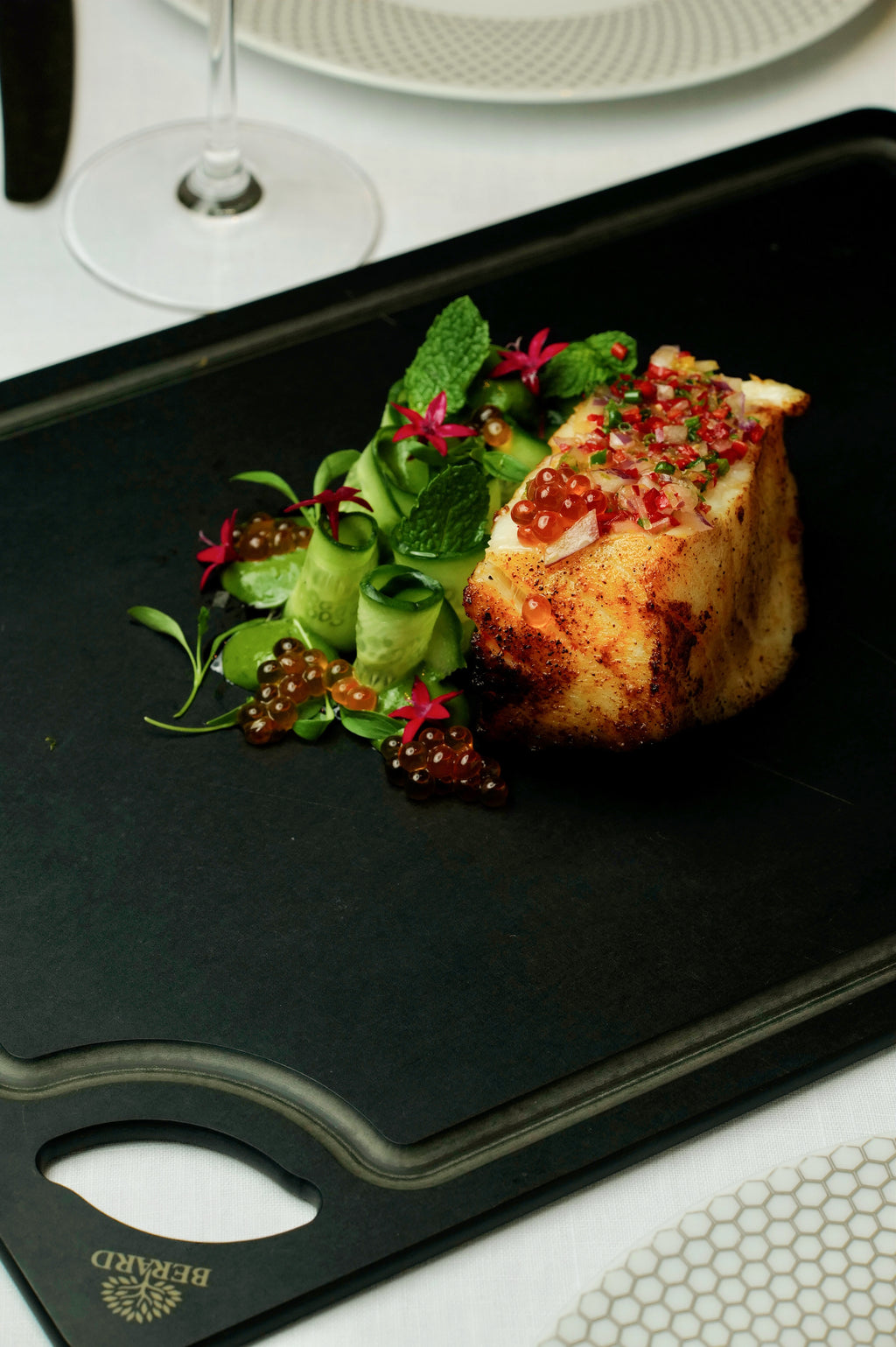 Bérard uritettu leikkuulauta, puukuitu, musta, 34 x 24 cm