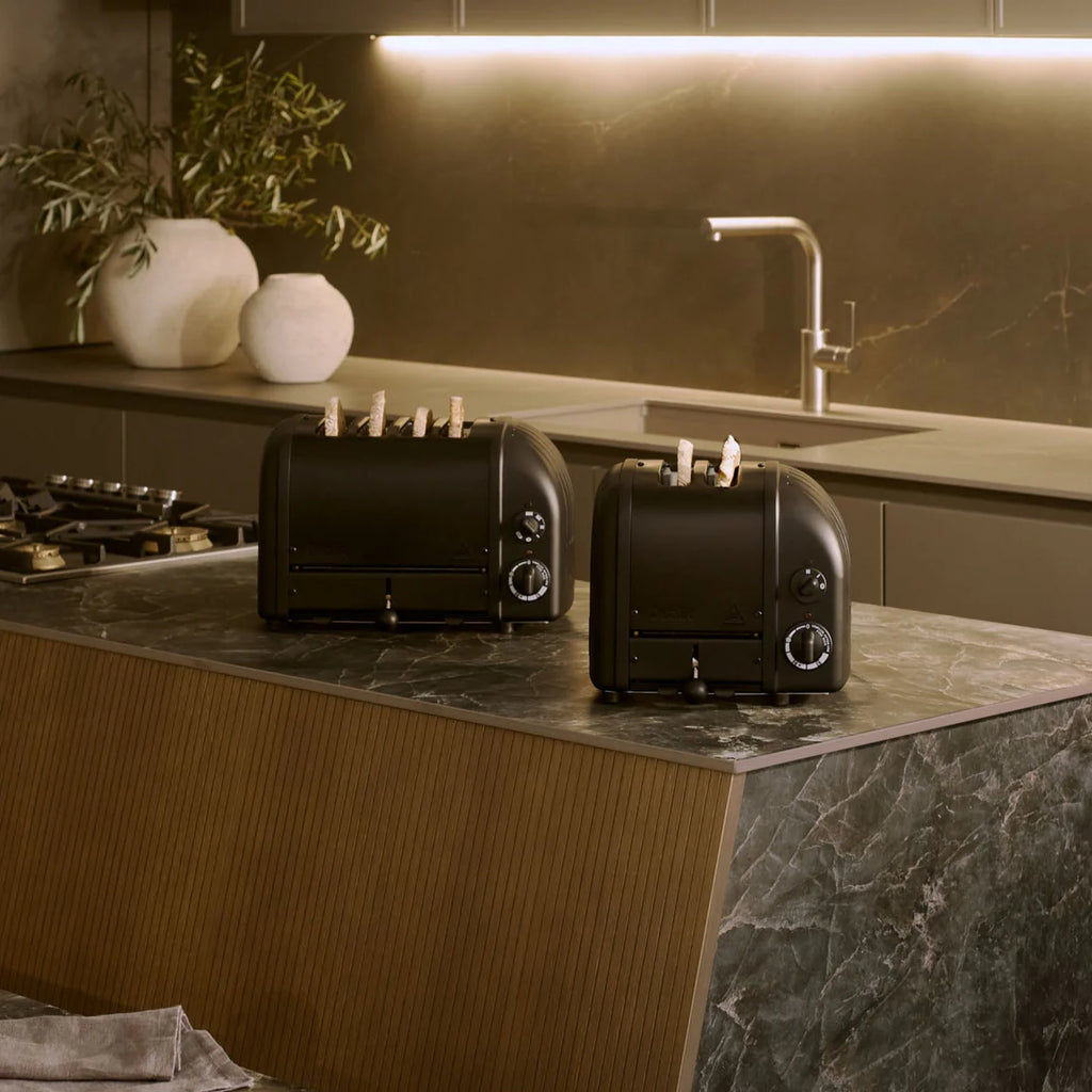 Dualit Stealth leivänpaahdin, 4 aukkoa 