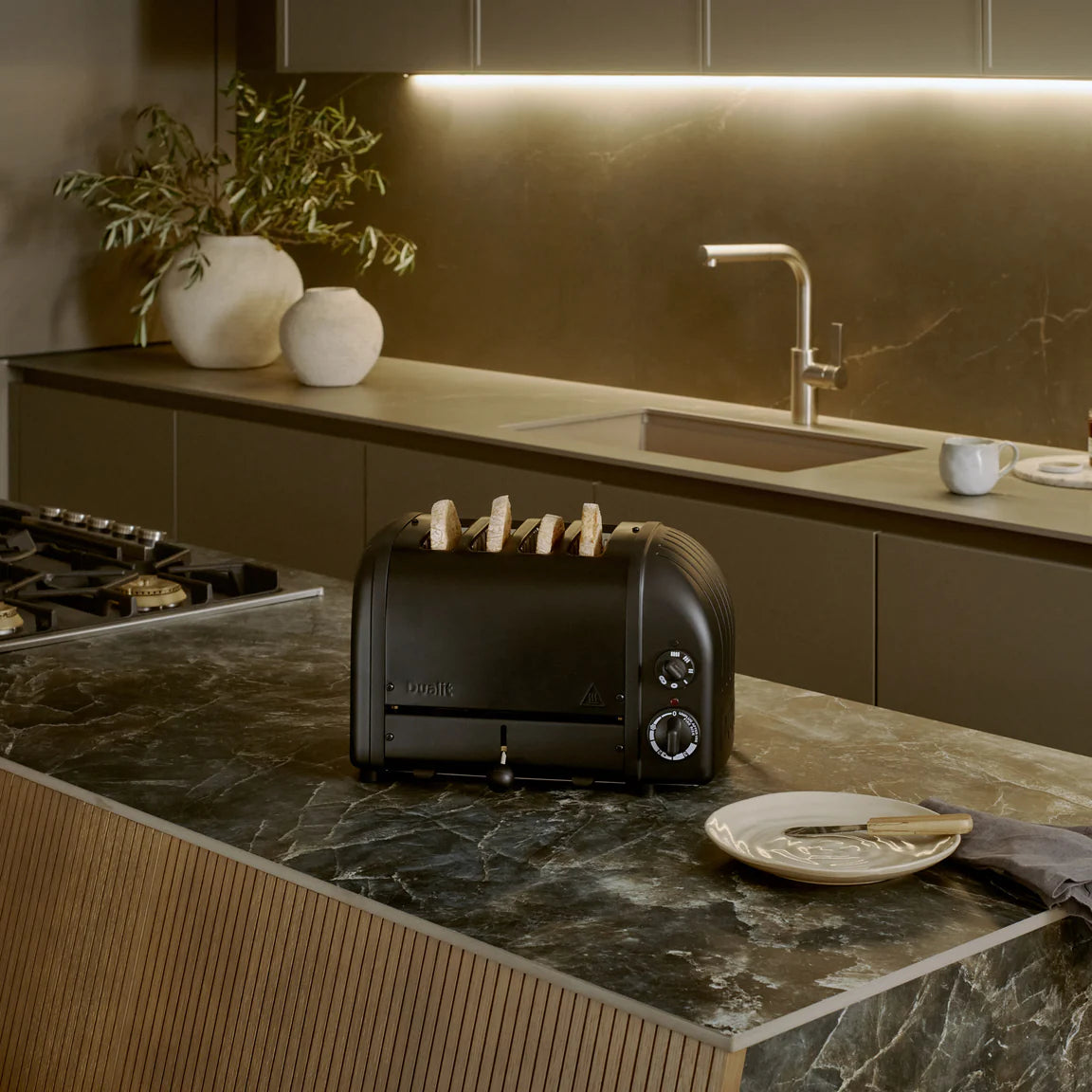 Dualit Stealth toaster, slots – Eiring