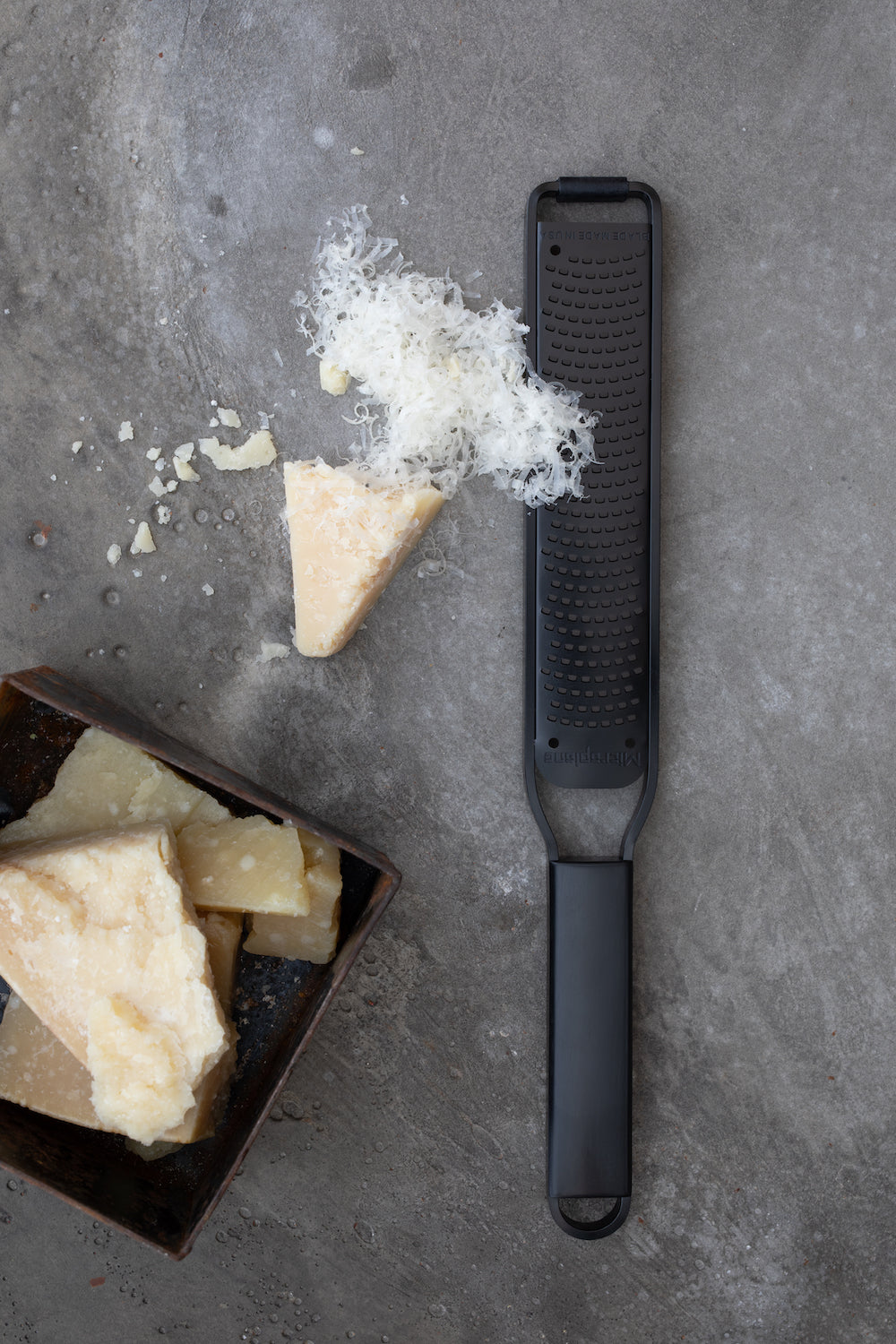 Microplane Black Sheep, hieno kapea raastin