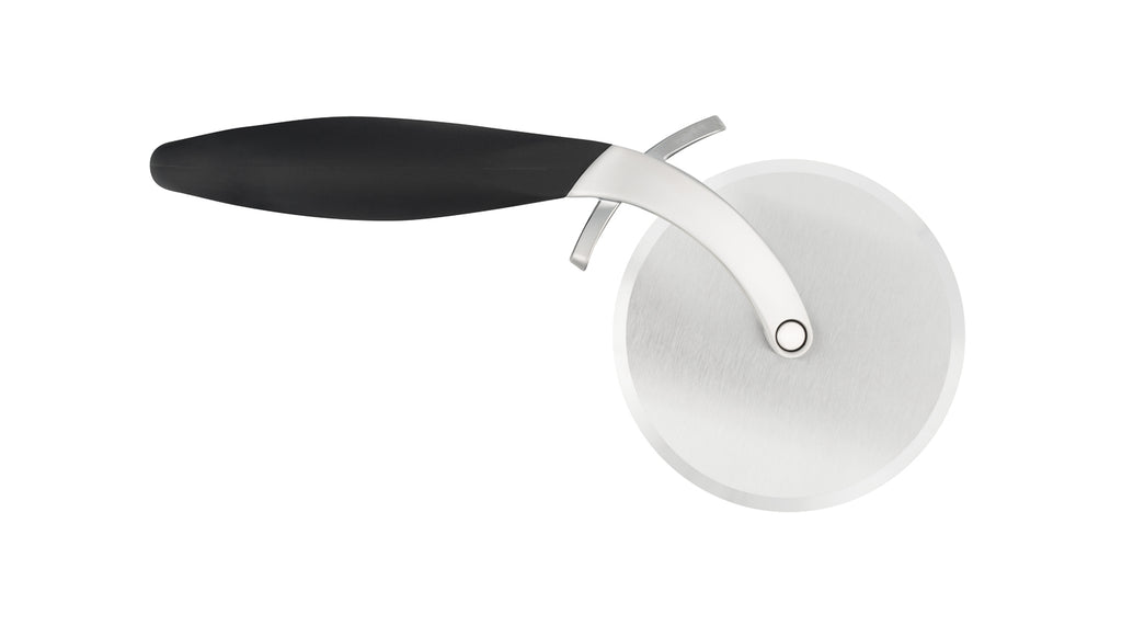 Microplane pizzaleikkuri ja taikinarei’ittäjä