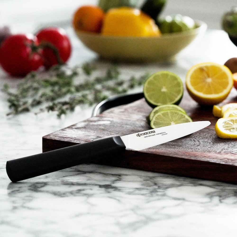 Kyocera keraaminen kuorimaveitsi, 7,5 cm