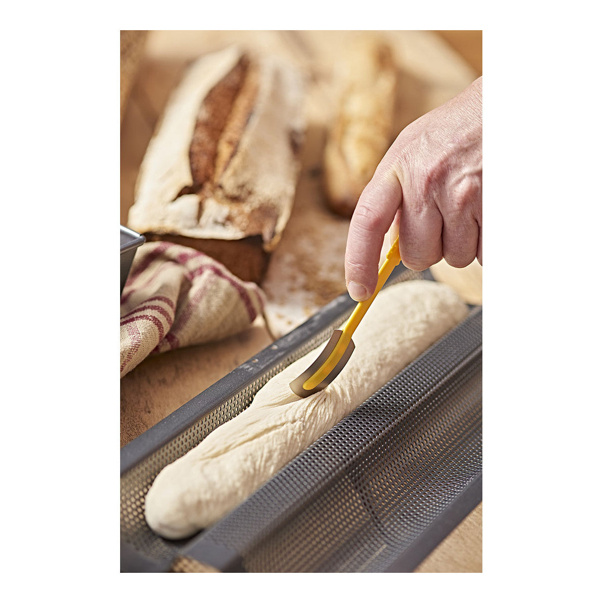 Baker's blade, curved