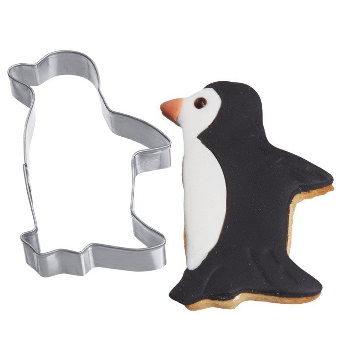 Pastry cutter penguin