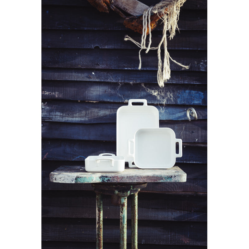 Revol kvadratisk ugnsform, vit