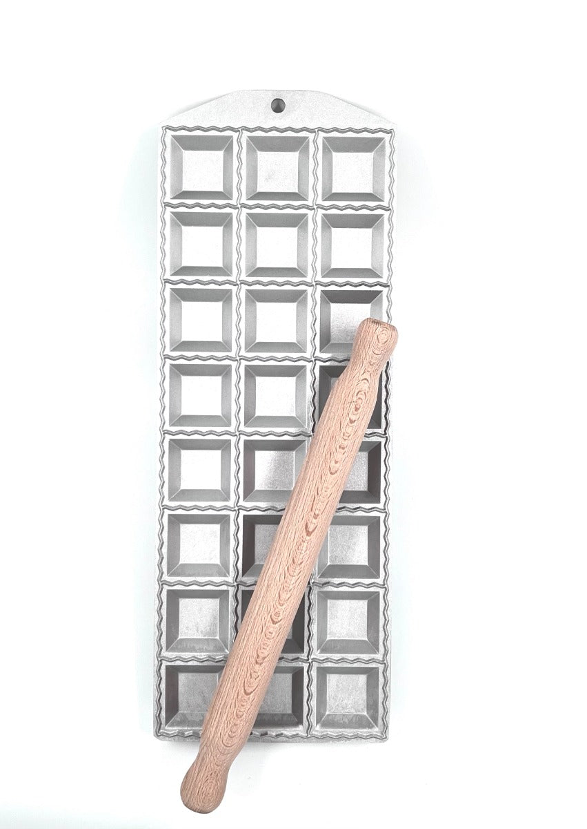 Raviolimuotti, nelikulmainen 24 kpl, 4,5 cm